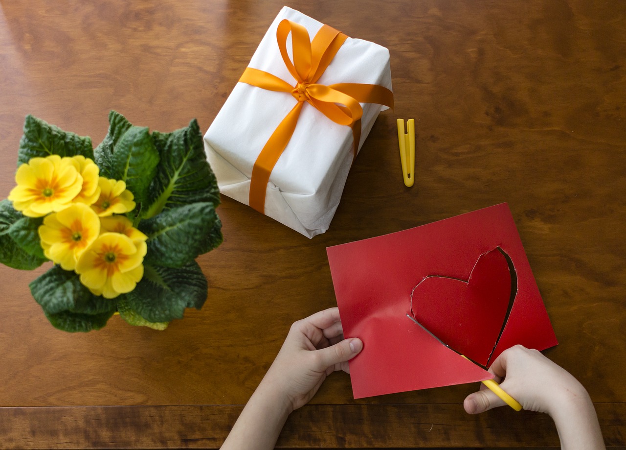 UK personalised gifts market anticipated to reach £1 billion in the next 12 months